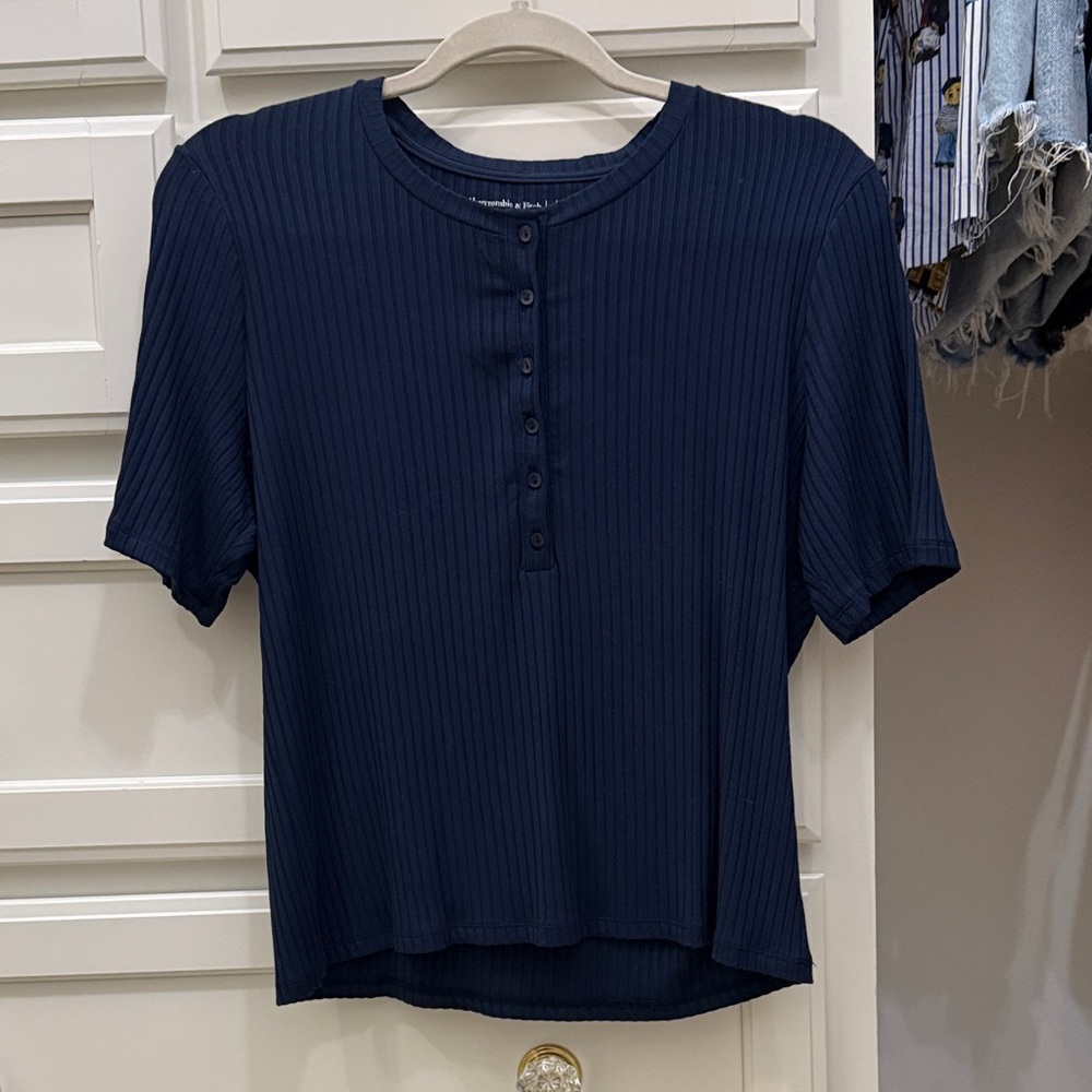 Abercrombie & Fitch Navy Ribbed Henley Tee